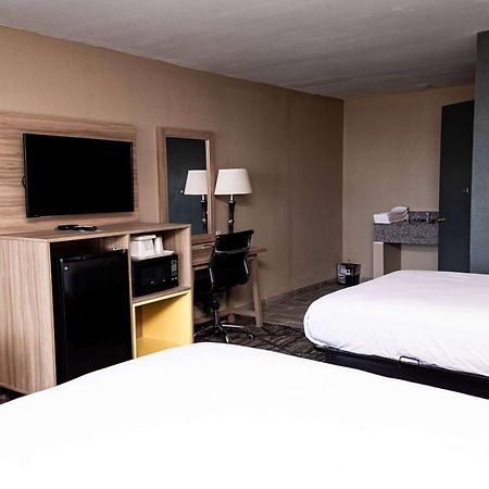 Days-Inn By Wyndham Batesville Ar Dış mekan fotoğraf